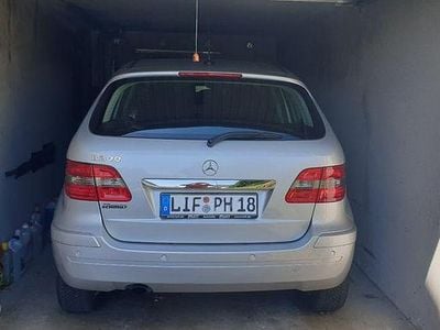 Mercedes 200