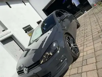 Gebraucht VW Golf VII Cup 105 PS (77 kW) 2014 Limousine