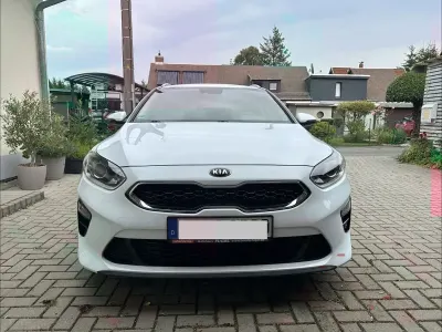 Gebraucht Kia Ceed Sportswagon Vision 140 PS (102 kW) 2019 Weiß Kombi