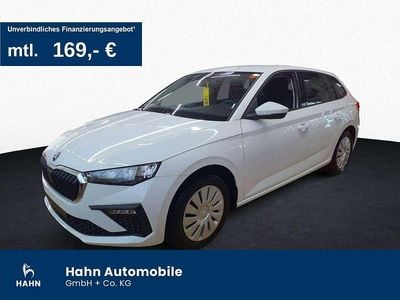 Weiß Gebraucht 2025 Skoda Scala Essence Kleinwagen | 18.430 € (Guter Preis)