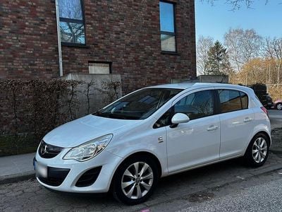 Second-hand Opel Corsa Active 87 CP (63 kW) 2013 Alb Hatchback