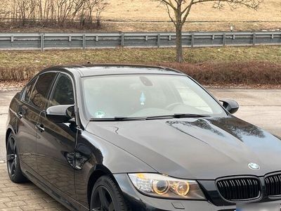 gebraucht BMW 320 d LCI M-Paktet Automatik