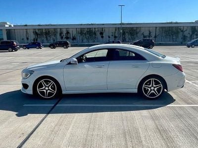 Gebraucht Mercedes CLA180 AMG line 122 PS (89 kW) 2015 Weiß Limousine