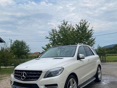 Gebraucht Mercedes ML350 258 PS (189 kW) 2014 Weiß SUV
