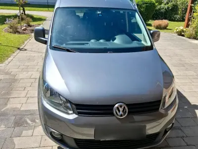 Używany VW Caddy Trendline 102 KM (75 kW) 2014 Szary Minivan
