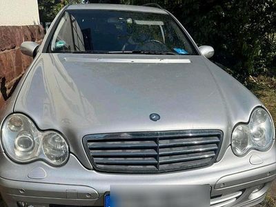 Mercedes C200