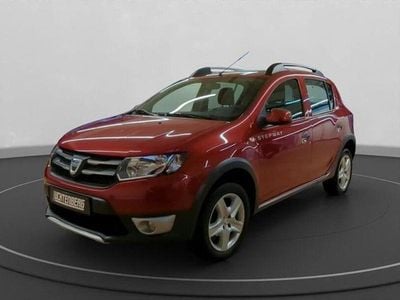 Second-hand Dacia Sandero Prestige 90 CP (66 kW) 2014 Roșu Berlinǎ