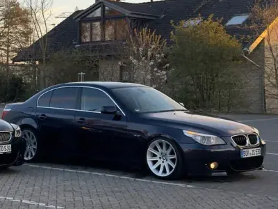 Gebraucht BMW 530 231 PS (169 kW) 2003 Blau Limousine
