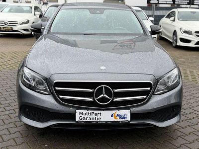 Gebraucht Mercedes E220 194 PS (142 kW) 2016 Selenitgrau  metalliclack Limousine