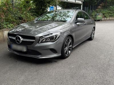 Mercedes CLA200