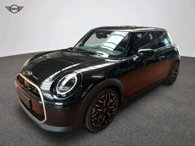 Usata Mini Cooper S Favoured 204 CV (150 kW) 2025 Nero Utilitaria