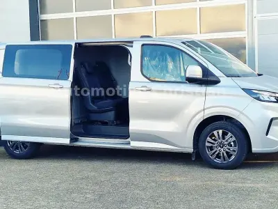 Neu Ford Transit Custom Limited 170 PS (125 kW) 2026 Silber Van / Kleinbus