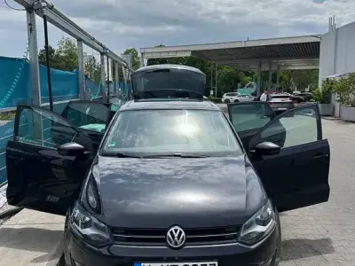 Gebraucht VW Polo Team 86 PS (63 kW) 2011 Schwarz Kleinwagen