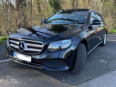 gebraucht Mercedes E220 d 9G-TRONIC Avantgarde