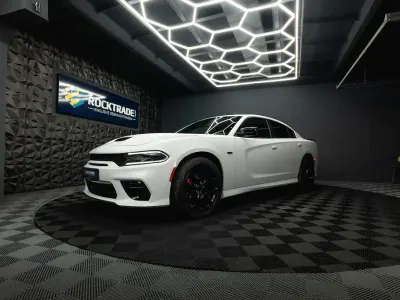 Gebraucht Dodge Charger 305 PS (224 kW) 2022 Weiß Limousine