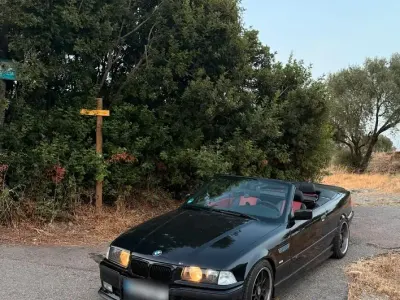 Gebraucht BMW 328 Cabriolet 193 PS (141 kW) 1999 Schwarz Cabrio