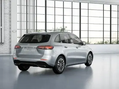 Gebraucht Mercedes B200 150 PS (110 kW) 2023 Kleinwagen