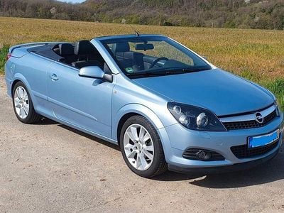Usata Opel Astra Cabriolet Cosmo 116 CV (85 kW) 2007 Blu Cabrio