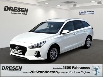 Gebraucht Hyundai i30 Select 120 PS (88 kW) 2017 Weiss Kombi