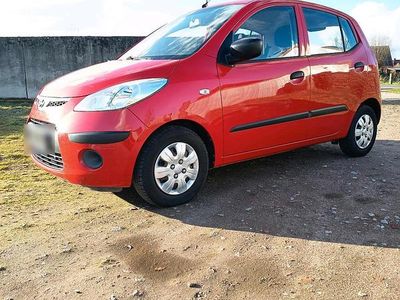 Gebraucht Hyundai i10 77 PS (56 kW) 2008 Rot Kleinwagen