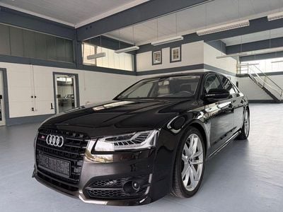 Schwarz Gebraucht 2017 Audi S8 plus Sport Limousine | 39.900 €