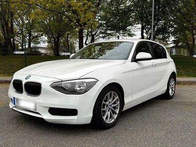Usata BMW 116 Advantage 116 CV (85 kW) 2014 Bianco Utilitaria