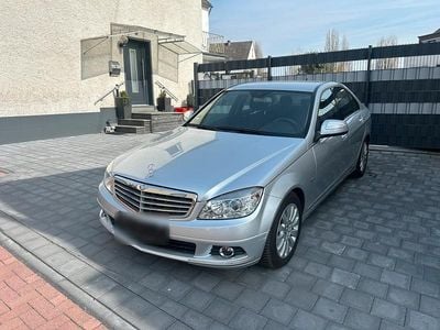 Gebraucht Mercedes C220 Elegance 170 PS (125 kW) 2008 Silber Limousine