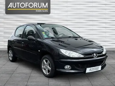 Gebraucht Peugeot 206 75 PS (55 kW) 2006 Farbe schwarz obsidien/metalli Limousine