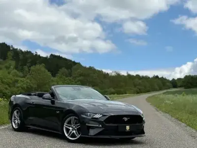 Gebraucht Ford Mustang GT Convertible 449 PS (330 kW) 2023 Schwarz Cabrio