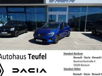 Usata Renault Clio V Intens 115 CV (84 kW) 2022 Blu Berlina