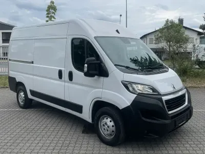 Gebraucht Peugeot Boxer 140 PS (102 kW) 2021 Weiß Van