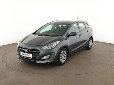 Second-hand Hyundai i30 Classic 101 CP (74 kW) 2017 Gri Break
