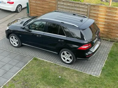 Brugt Mercedes ML350 258 HK (189 kW) 2011 Sort SUV