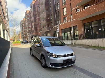 Gebraucht VW Touran 105 PS (77 kW) 2013 Silber Van / Kleinbus