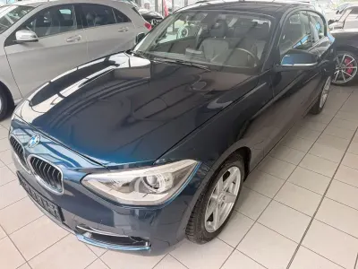 Gebraucht BMW 120 Advantage 184 PS (135 kW) 2013 Blau Kleinwagen