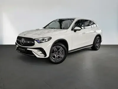 Begagnad Mercedes GLC300 AMG 269 HK (197 kW) 2024 Vit SUV