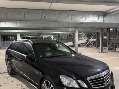 Gebraucht Mercedes E350 AMG 265 PS (194 kW) 2012 Schwarz Kombi
