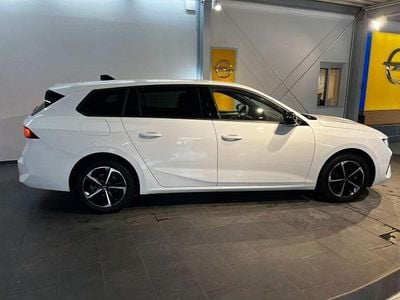 Gebraucht Opel Astra 131 PS (96 kW) 2024 Arktis weiß Kombi