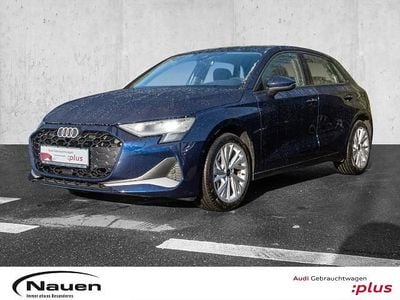Gebraucht Audi A3 Ambiente 150 PS (110 kW) 2024 Navarrablau Limousine