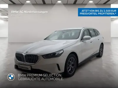 Gebraucht BMW 520 Sport Line 197 PS (144 kW) 2025 Weiß Kombi