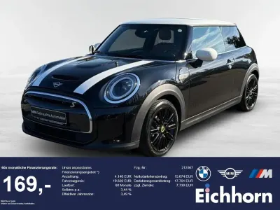 Gebraucht Mini Cooper SE 135 kW (184 PS) 2023 Schwarz Kleinwagen