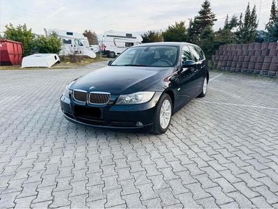 Gebraucht BMW 325 218 PS (160 kW) 2006 Schwarz Kombi