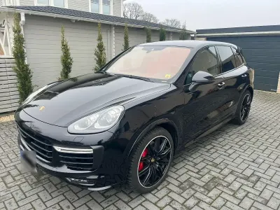 Usata Porsche Cayenne GTS 441 CV (324 kW) 2015 Nero SUV