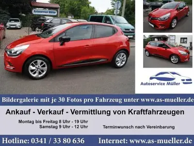 Gebraucht Renault Clio IV LIMITED 90 PS (66 kW) 2017 Rot Limousine