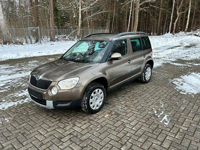 Braun Gebraucht 2013 Skoda Yeti Plus Edition SUV | 9.990 € (Fairer Preis)