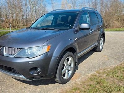 Gebraucht Mitsubishi Outlander Instyle 156 PS (114 kW) 2008 Grau SUV