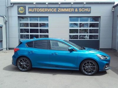 Blau Gebraucht 2019 Ford Focus ST Limousine | 20.900 € (Fairer Preis)