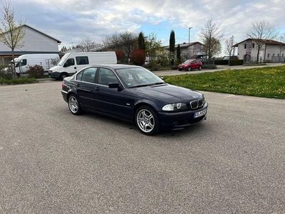 Gebraucht BMW 323 170 PS (125 kW) 2000 Blau Limousine