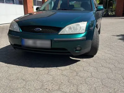 Gebraucht Ford Mondeo 238 PS (175 kW) 2026 Grün Limousine