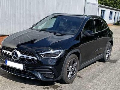 Gebraucht Mercedes GLA180 136 PS (100 kW) 2022 Schwarz SUV